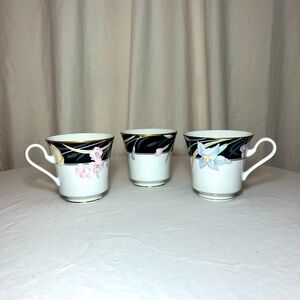 Mikasa Fine China Tea Cups (3) - Great Condition!